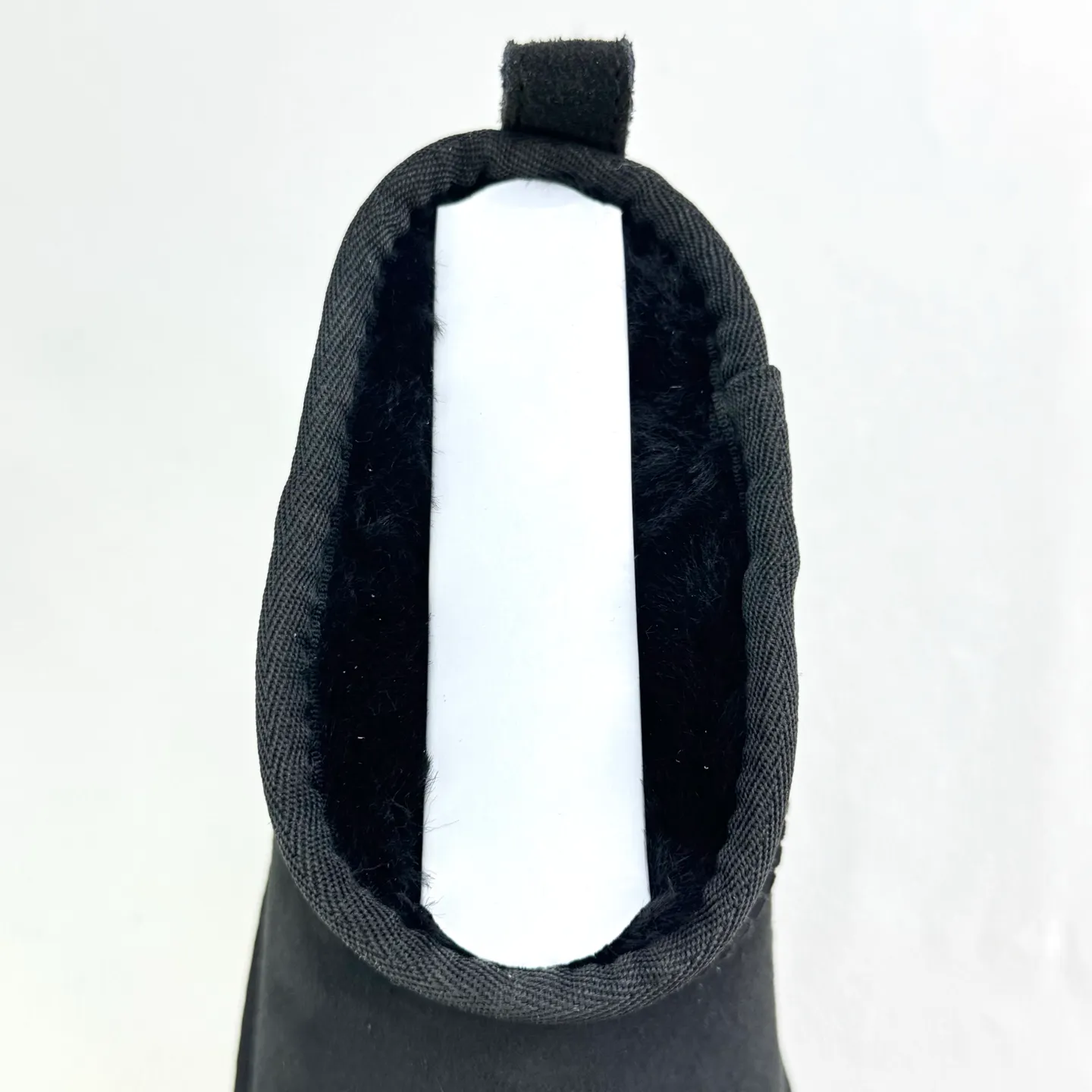 Self-pickup 💰440 Zhou Dongyu mini three-centimeter series snow boots/maroon gray black antelope brown carefully selected Longfeng sheep fur, fine texture, skin-friendly and breathable. The shoe collar is designed with simple tailoring. Easy to put on and take off. Fashionable personality. Comfortable Treadlite by ugg light wing EVA outsole. Comfortable cushioning. Size: 35 36 37 38 39 40